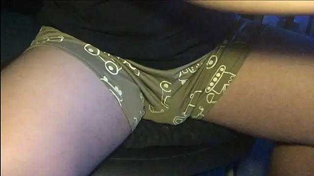 Snapshot of MinhTuan2002 chatting on November 23, 2025, 8:19 pm MinhTuan2002 online show from November 23, 2025, 8:19 pm