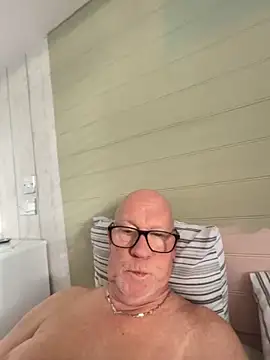 philefc online show from February 12, 2026, 9:15 am