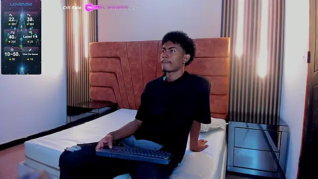 Snapshot of FYKMOR_1 chatting on November 15, 2025, 7:54 pm FYKMOR 1 online show from November 15, 2025, 7:54 pm