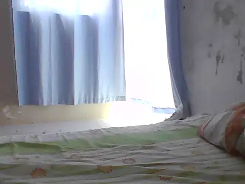 Snapshot of DCHOI_22 chatting on February 23, 2026, 5:43 pm DCHOI 22 online show from February 23, 2026, 5:43 pm