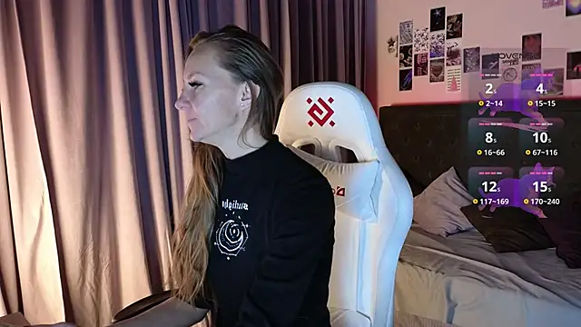 Snapshot of Jesica_mooon chatting on November 7, 2025, 1:27 am Jesica mooon online show from November 7, 2025, 1:27 am