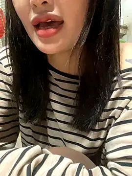   BabyShowPublic   online show from September 26, 2025, 12:31 pm