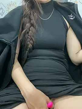   BabyShowPublic   online show from March 24, 2026, 5:29 pm