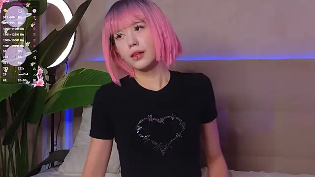 PhyllisSanchez online show from November 25, 2025, 8:53 pm