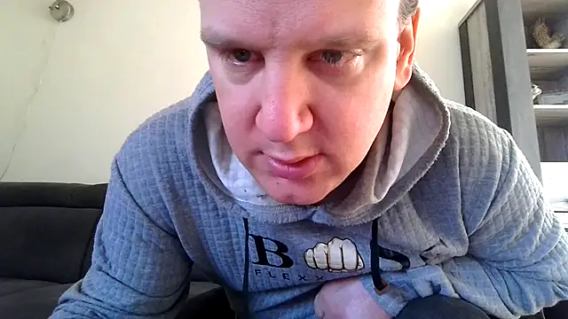 Snapshot of epica40 chatting on October 18, 2025, 11:00 am epica40 online show from October 18, 2025, 11:00 am