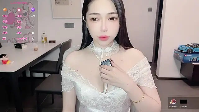 Snapshot of Scarlett-bb chatting on October 17, 2025, 8:22 pm Scarlett-bb online show from October 17, 2025, 8:22 pm