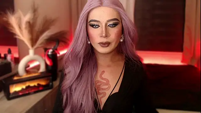 Snapshot of mslilly_croft chatting on February 9, 2026, 6:12 pm mslilly croft online show from February 9, 2026, 6:12 pm