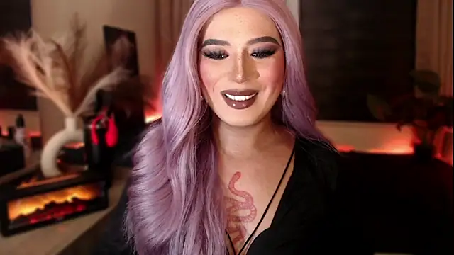 Snapshot of mslilly_croft chatting on February 11, 2026, 3:50 pm mslilly croft online show from February 11, 2026, 3:50 pm