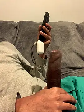 Snapshot of Insurance-03 chatting on December 17, 2025, 7:47 am Insurance-03 online show from December 17, 2025, 7:47 am