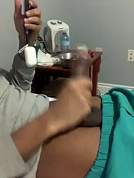 Snapshot of Insurance-03 chatting on December 19, 2025, 6:53 am Insurance-03 online show from December 19, 2025, 6:53 am