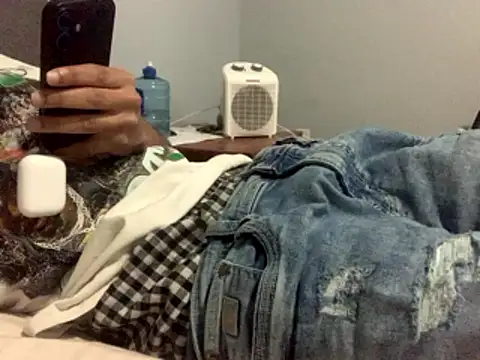 Snapshot of Insurance-03 chatting on February 2, 2026, 3:11 pm Insurance-03 online show from February 2, 2026, 3:11 pm