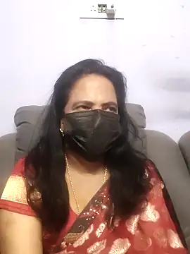 mallu-lover online show from September 26, 2025, 11:36 am