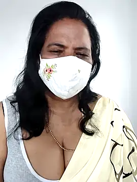 mallu-lover online show from December 22, 2025, 7:05 am