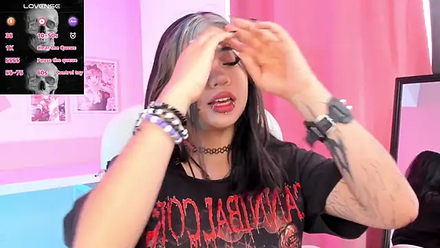 pinkk deemon online show from October 1, 2025, 2:12 pm