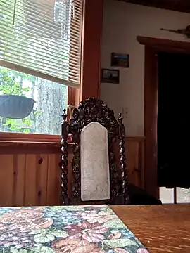 Snapshot of hazel333 chatting on September 9, 2025, 6:18 pm hazel333 online show from September 9, 2025, 6:18 pm