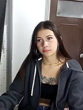 Snapshot of CharlotteSex_ chatting on September 20, 2025, 11:00 am CharlotteSex online show from September 20, 2025, 11:00 am