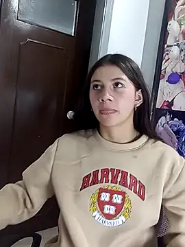 Snapshot of CharlotteSex_ chatting on September 29, 2025, 11:04 am CharlotteSex online show from September 29, 2025, 11:04 am