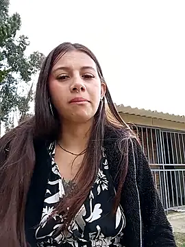 Snapshot of CharlotteSex_ chatting on January 8, 2026, 10:01 pm CharlotteSex online show from January 8, 2026, 10:01 pm