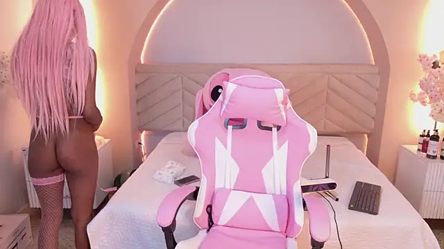 amy miller1 online show from March 2, 2026, 8:15 pm