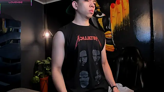 Eryonbradley online show from December 5, 2025, 11:19 am