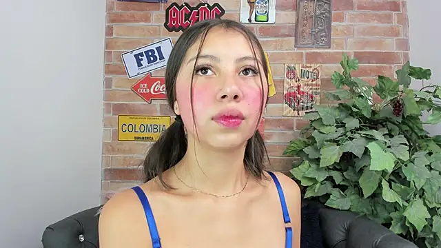 misss luxury online show from November 10, 2025, 11:09 am