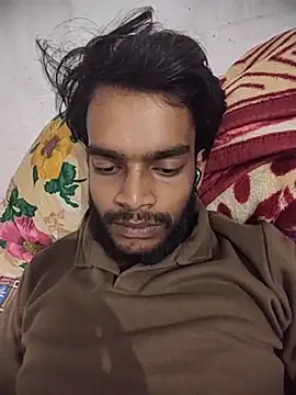 Snapshot of yashuuuu021 chatting on October 8, 2025, 6:27 pm yashuuuu021 online show from October 8, 2025, 6:27 pm