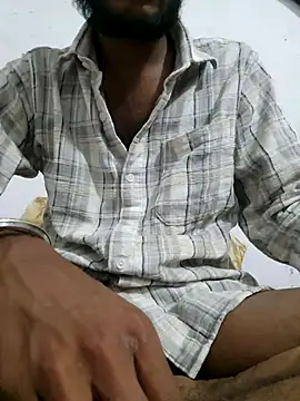 Snapshot of yashuuuu021 chatting on October 18, 2025, 7:58 pm yashuuuu021 online show from October 18, 2025, 7:58 pm