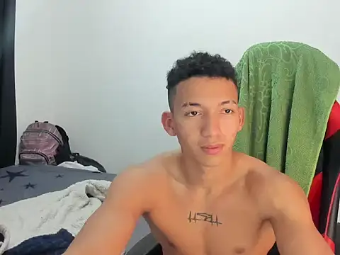 Snapshot of JuanchiT66 chatting on January 15, 2026, 4:50 am JuanchiT66 online show from January 15, 2026, 4:50 am