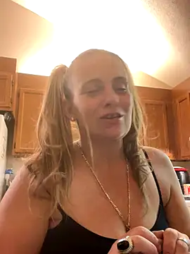 daddienympho online show from November 2, 2025, 6:05 am