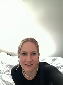 Snapshot of myasecrets chatting on October 17, 2025, 5:37 pm myasecrets online show from October 17, 2025, 5:37 pm