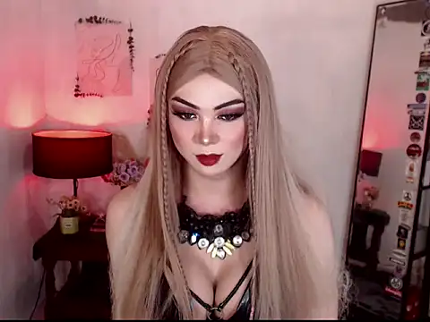 Hugecock shantall online show from November 8, 2025, 8:18 pm