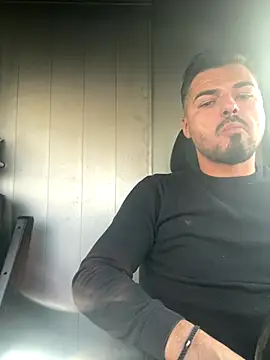 imooLoov online show from October 21, 2025, 7:53 am