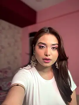 chloiedecker online show from April 8, 2026, 7:36 pm