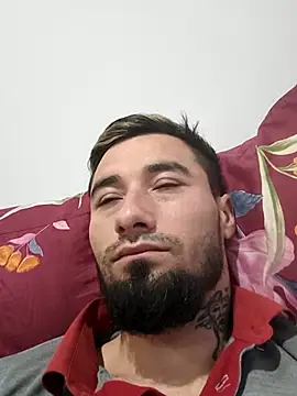 Snapshot of Negrila25 chatting on February 9, 2026, 7:01 am Negrila25 online show from February 9, 2026, 7:01 am