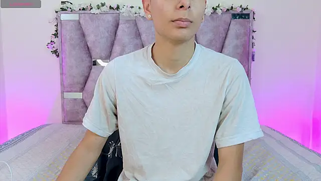 Snapshot of lana_and_liam_ chatting on November 1, 2025, 10:28 am lana and liam online show from November 1, 2025, 10:28 am