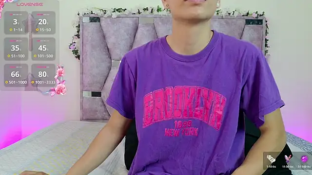 Snapshot of lana_and_liam_ chatting on November 27, 2025, 9:22 am lana and liam online show from November 27, 2025, 9:22 am