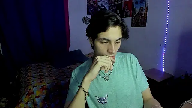 Snapshot of golden_ryyan chatting on February 16, 2026, 11:56 pm golden ryyan online show from February 16, 2026, 11:56 pm