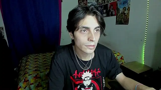 Snapshot of golden_ryyan chatting on February 18, 2026, 1:18 pm golden ryyan online show from February 18, 2026, 1:18 pm