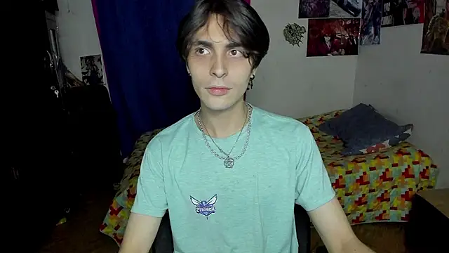 Snapshot of golden_ryyan chatting on February 20, 2026, 12:29 am golden ryyan online show from February 20, 2026, 12:29 am