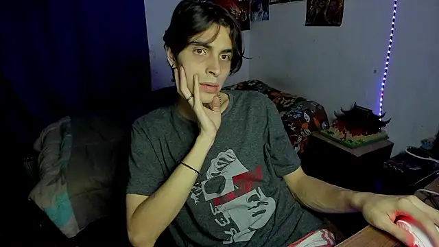 Snapshot of golden_ryyan chatting on March 5, 2026, 4:47 pm golden ryyan online show from March 5, 2026, 4:47 pm