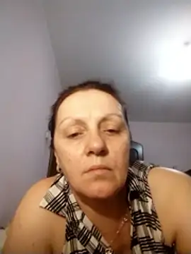 KimmyAghora online show from December 14, 2025, 5:07 pm