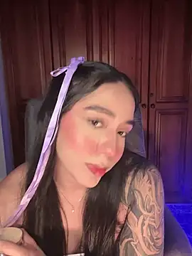 KaditaNavarro online show from March 4, 2026, 11:11 pm