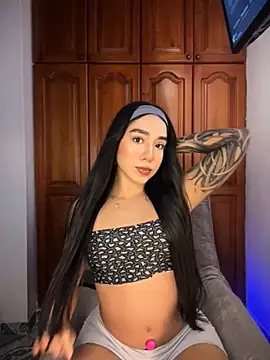 KaditaNavarro online show from March 22, 2026, 6:22 pm