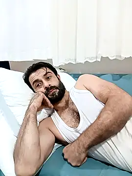 alex10alexx online show from November 28, 2025, 6:21 pm