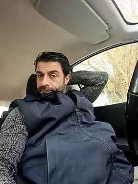 alex10alexx online show from April 13, 2026, 6:19 am