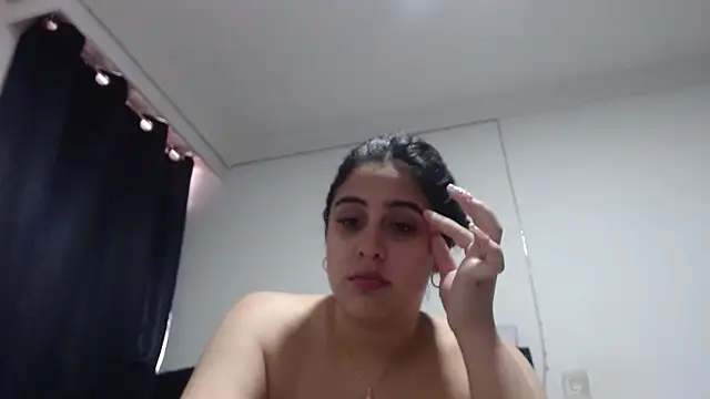 Snapshot of Electraweb_09 chatting on October 27, 2025, 9:08 pm Electraweb 09 online show from October 27, 2025, 9:08 pm