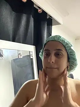 Snapshot of Electraweb_09 chatting on November 21, 2025, 9:02 pm Electraweb 09 online show from November 21, 2025, 9:02 pm