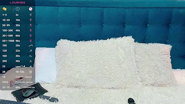 dilan 911 online show from December 13, 2025, 7:53 pm