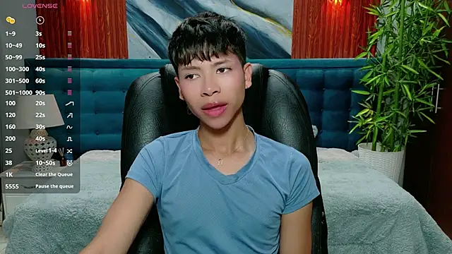 Snapshot of dilan_911 chatting on January 7, 2026, 6:10 pm dilan 911 online show from January 7, 2026, 6:10 pm