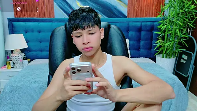 Snapshot of dilan_911 chatting on March 4, 2026, 7:31 pm dilan 911 online show from March 4, 2026, 7:31 pm